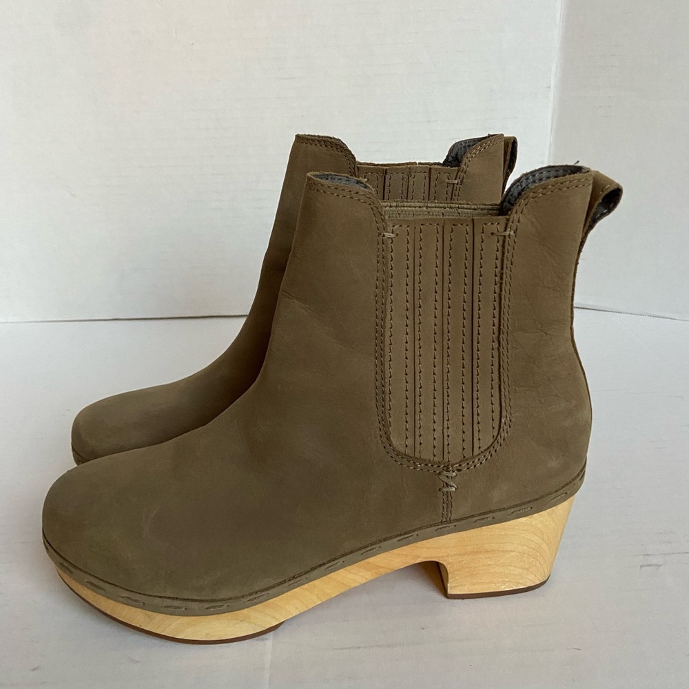 Frye Boots Chelsea Clog Brown Women Sz 9 Brown Winter Tan Leather Fall Booties